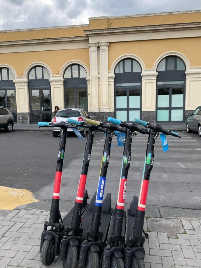 Casa Proserpina Aeroporto di Catania Fontana Rossa Esterno foto