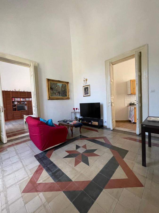 Casa Proserpina Aeroporto di Catania Fontana Rossa Esterno foto